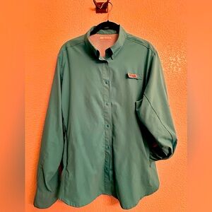 Columbia Green Casual Button Down Shirt
